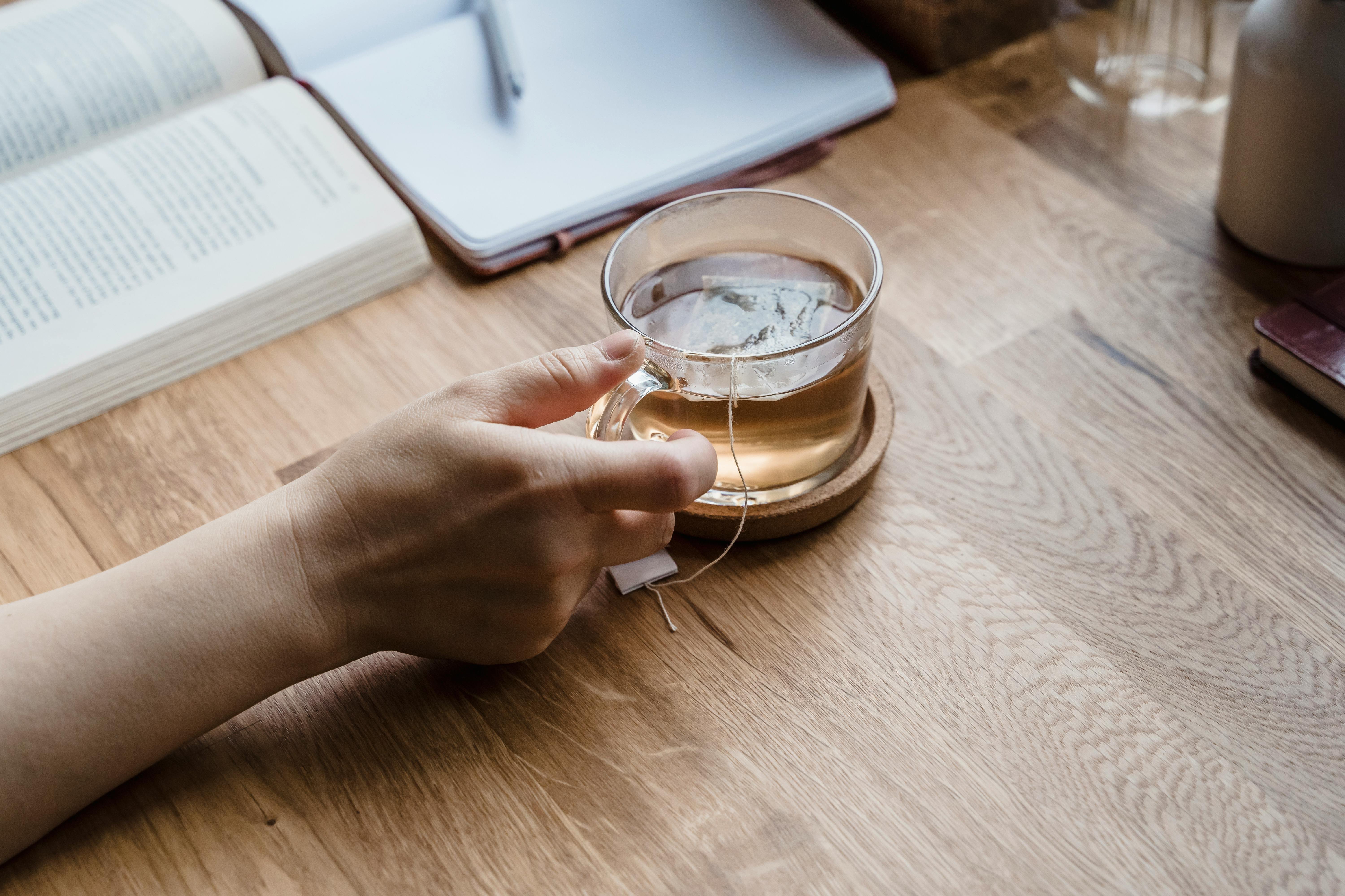 Een lekker kopje thee tijdens het werk