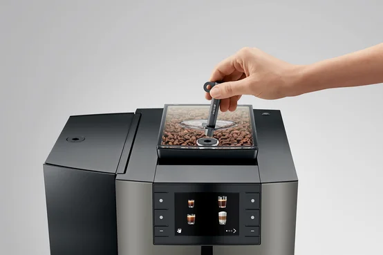 Jura, Dark Inox X10, X10, koffiezetapparaat, koffiemachine, Langerak de Jong, koffie, Coldbrew, varianten, Koude koffie, warme koffie